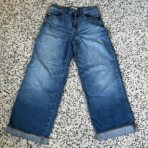 Curvy super wide leg worn once - Picture 2 of 5